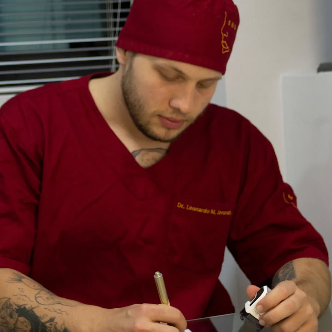 Dr. Leonardo Javorsky